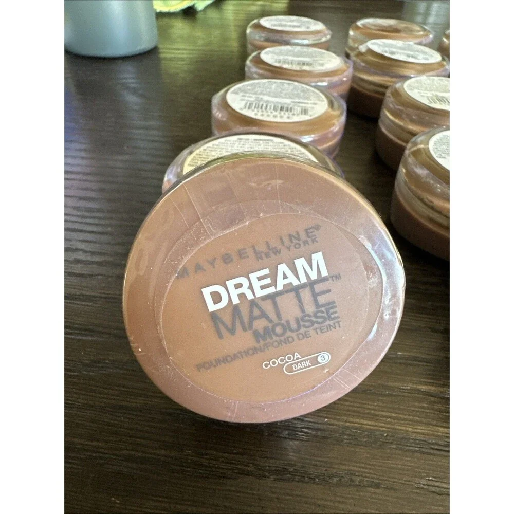 Maybelline Dream Matte Mousse COCOA DARK 3 Foundation, factory sealed
